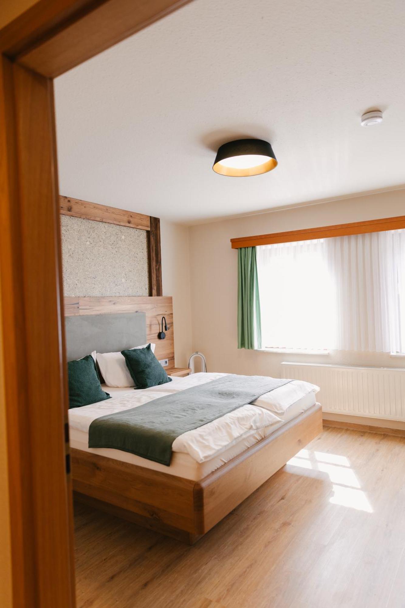 Zur Margarethenmuehle - Landgasthof Und Waldhotel Rosswein 外观 照片