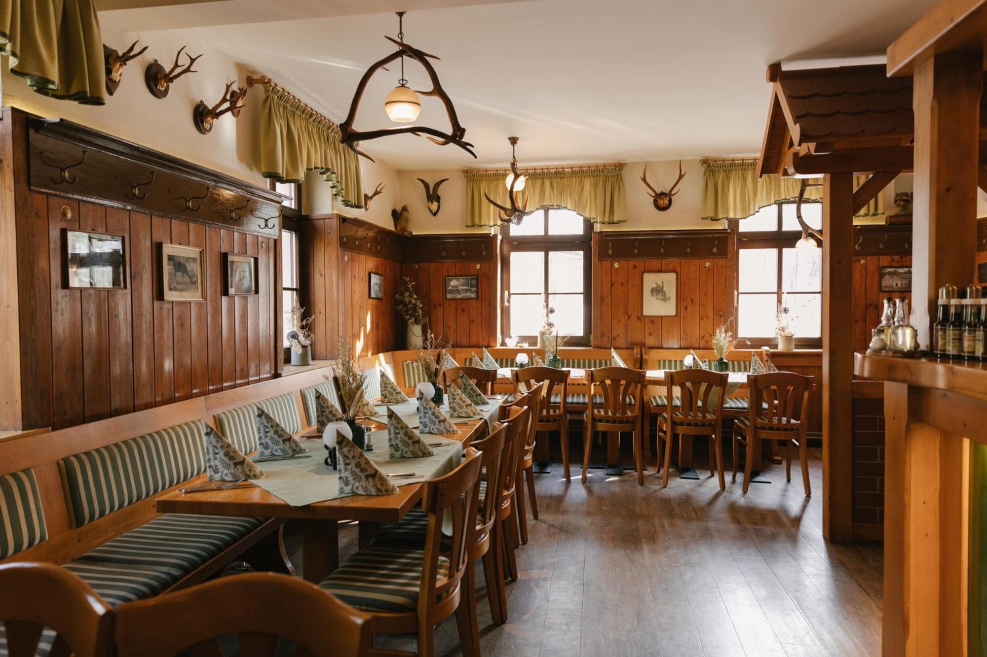 Zur Margarethenmuehle - Landgasthof Und Waldhotel Rosswein 外观 照片