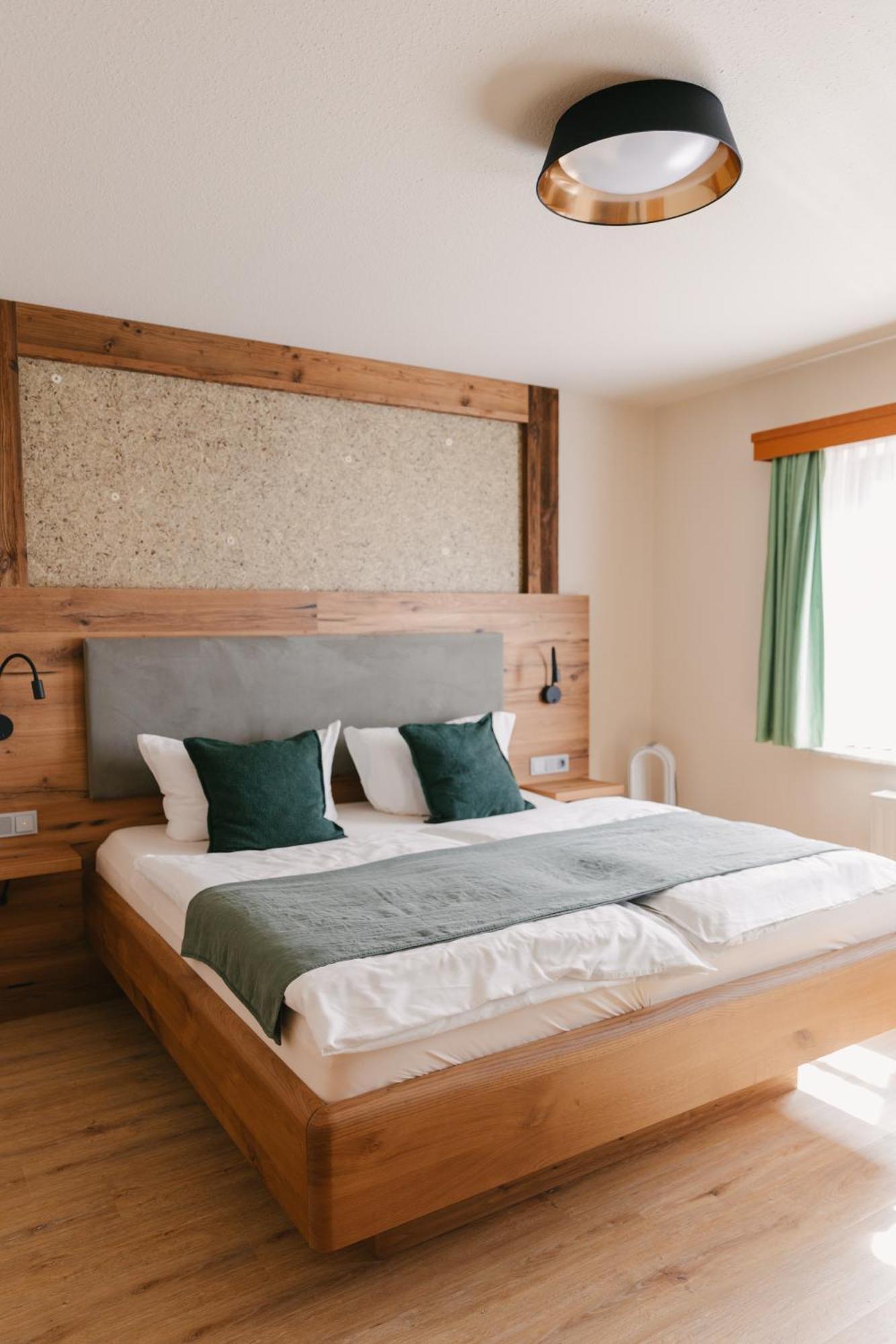 Zur Margarethenmuehle - Landgasthof Und Waldhotel Rosswein 外观 照片
